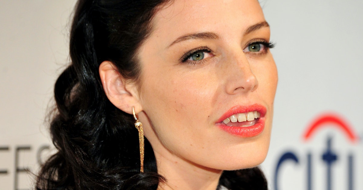 Top 20 de celebridades con mala dentadura jessica Pare