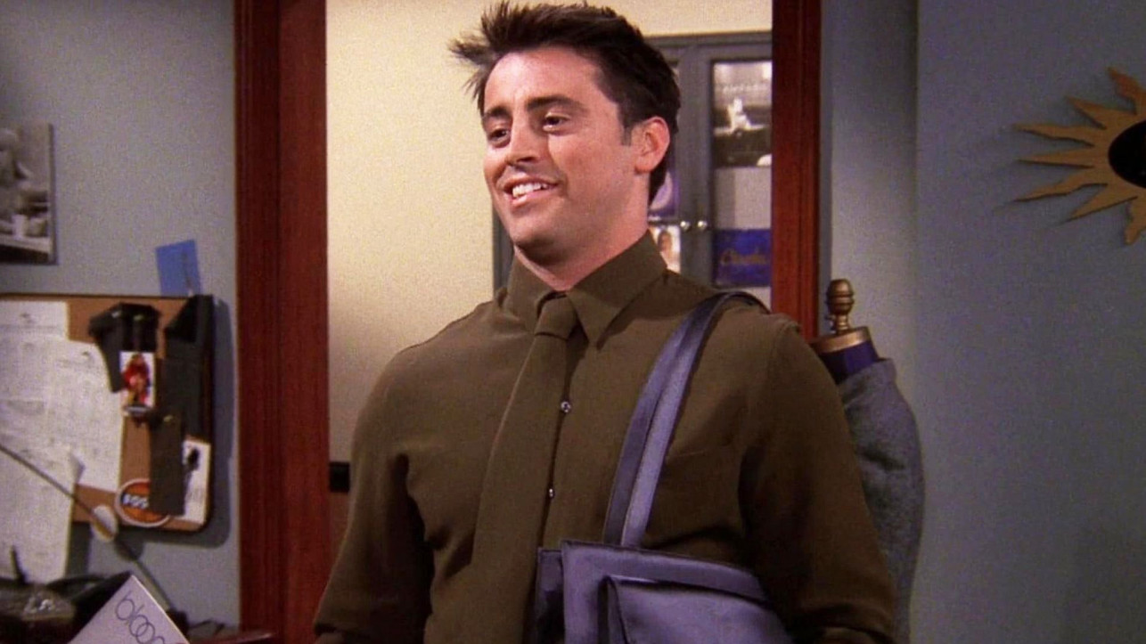 La "bolsa de hombre" de Joey Los mejores atuendos de Friends