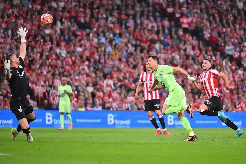 El Barcelona triunfa ante el Athletic con un notable rendimiento de Lewandowski