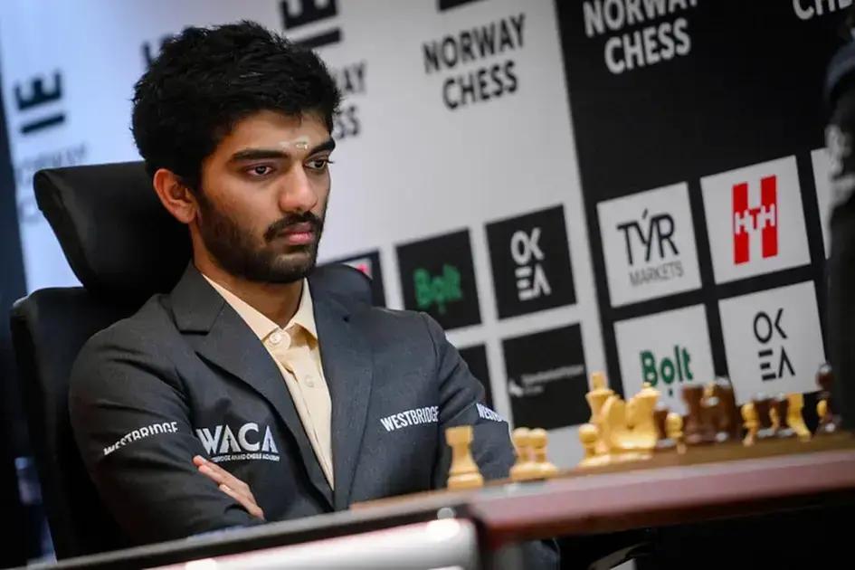 Gukesh celebra cumpleaños ao vencer Caruana na 4ª ronda do Norway Chess