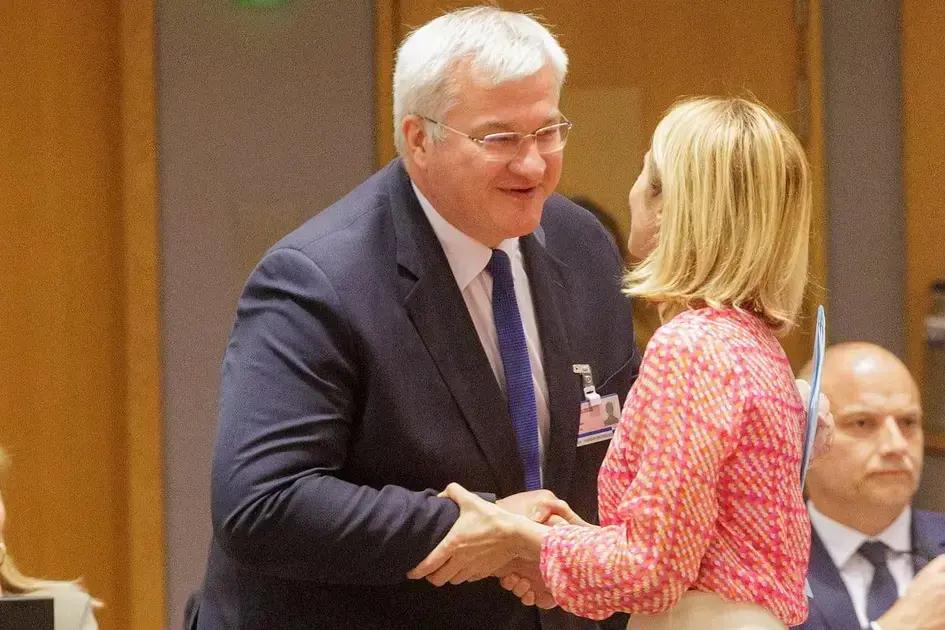 La UE refuerza las sanciones contra Rusia tras frustraciones diplomáticas