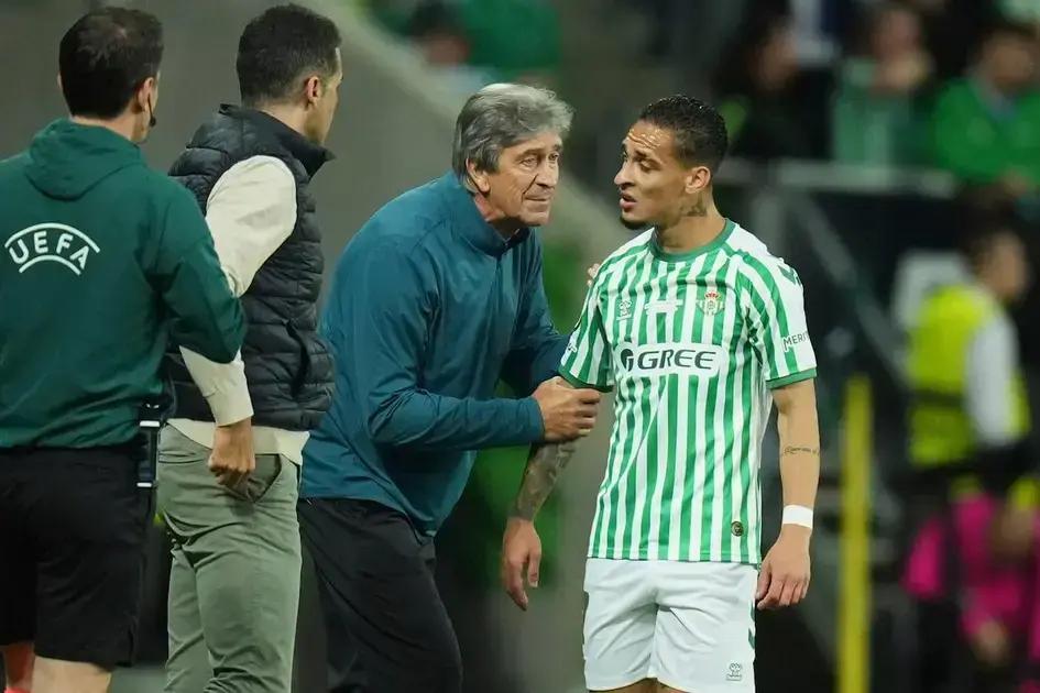 Pellegrini lamenta cambios que afectaron la final contra el Chelsea