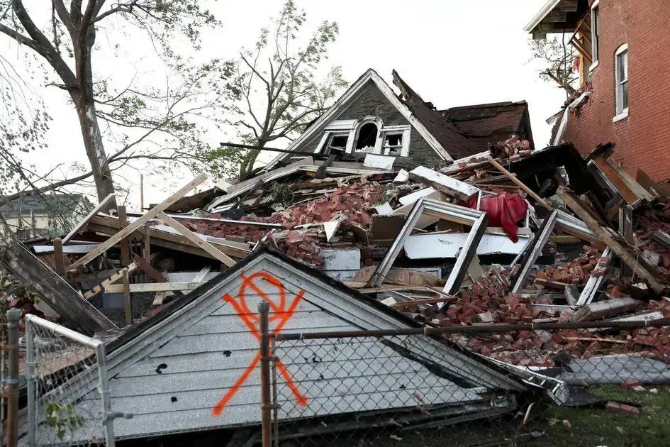 Tornados en EE.UU.: Más de 20 muertos y devastación en varias ciudades