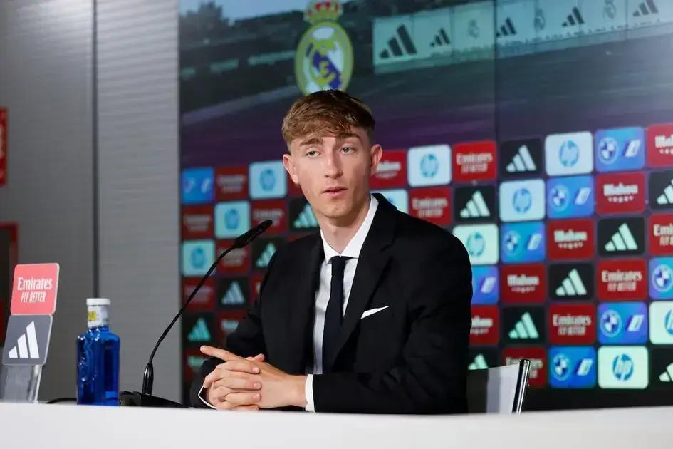 Dean Huijsen se convierte en el defensa más caro del Real Madrid