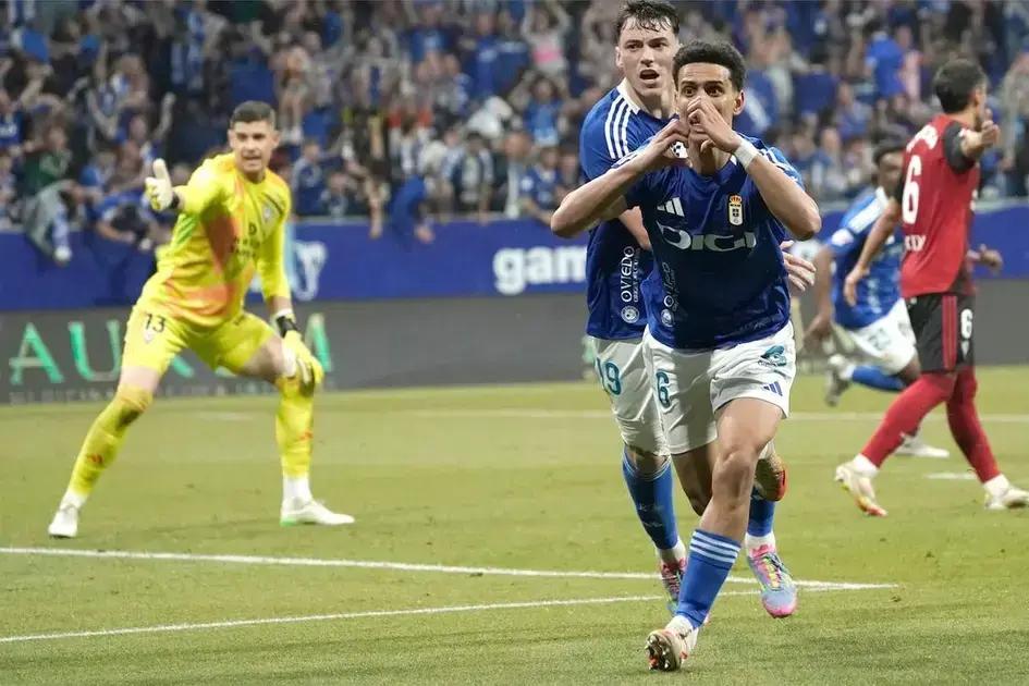 El Oviedo da la vuelta al marcador y empata el playoff ante el Mirandés