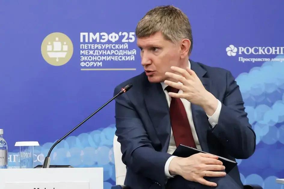 La economía rusa se encuentra al borde de la recesión, advierte el Kremlin