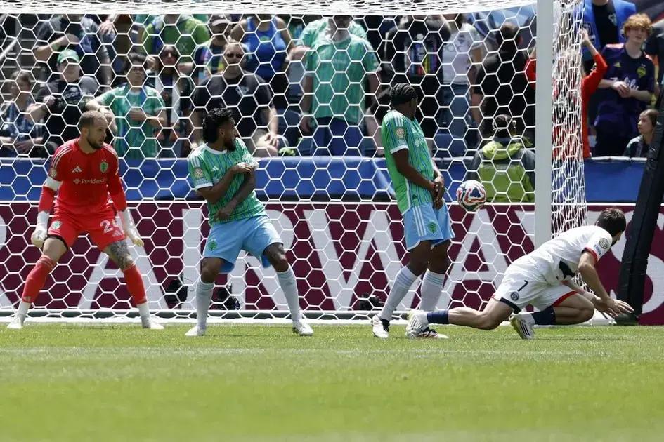 PSG avanza en el Mundial de Clubes con victoria discreta ante Seattle Sounders