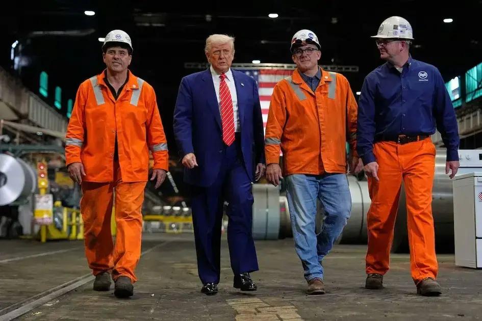 Trump exime al Reino Unido de aumento de aranceles del 50%