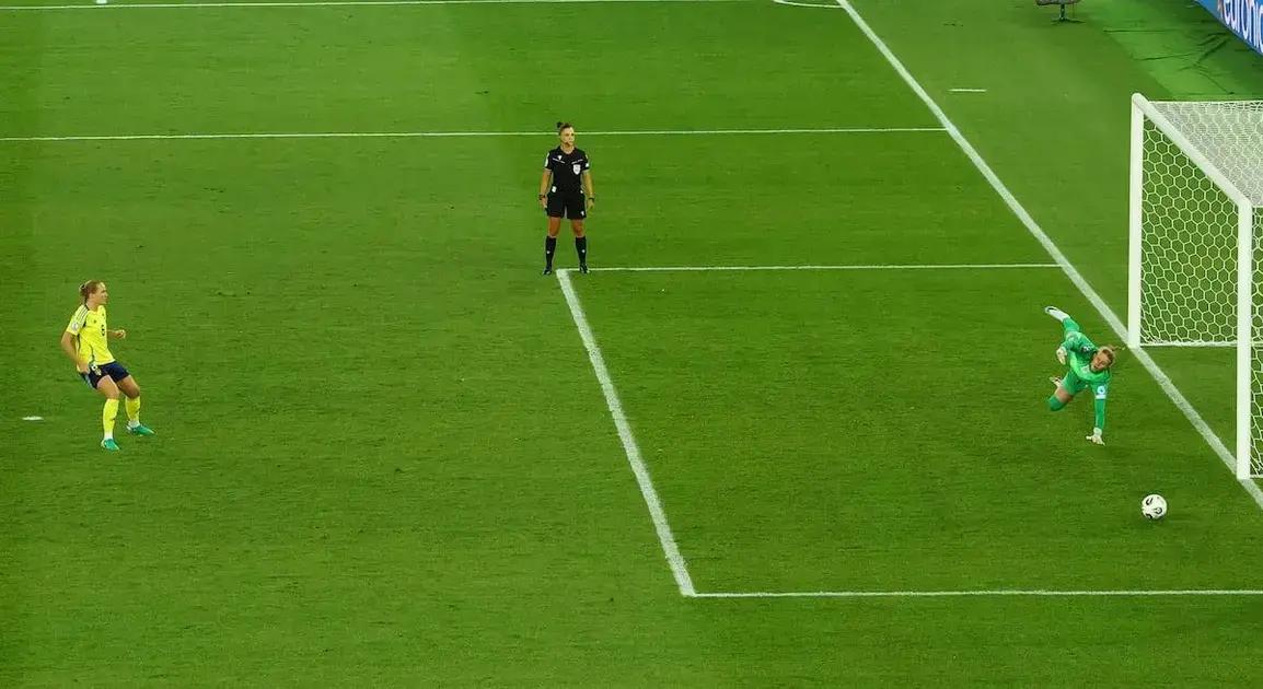 Inglaterra avanza a semifinales tras vencer a Suecia en penales