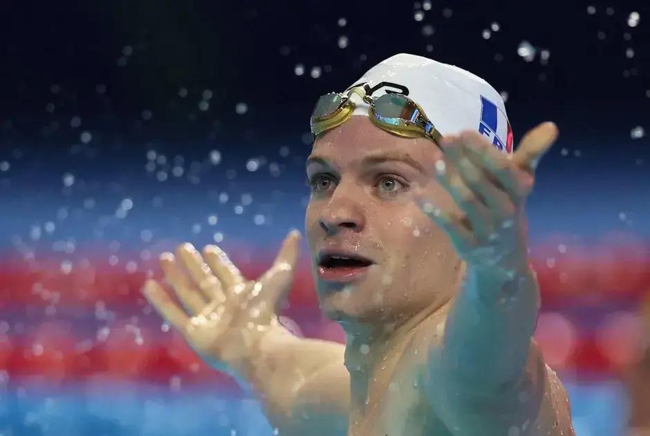 Léon Marchand quebra recorde mundial nos 200 metros estilos