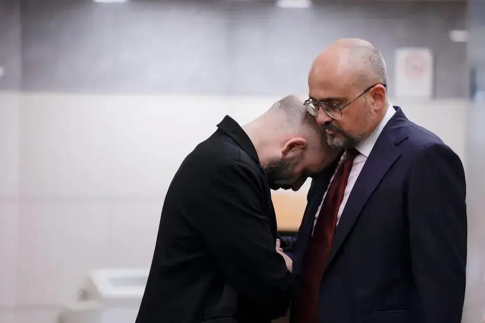 Roberto Saviano llora al conocer la condena del capo mafioso