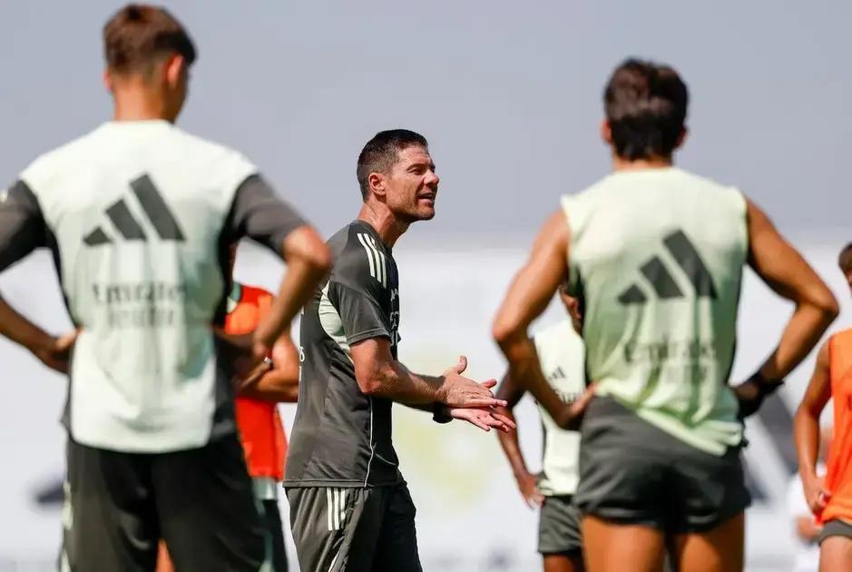 El inicio poco amistoso de Xabi Alonso en el Real Madrid