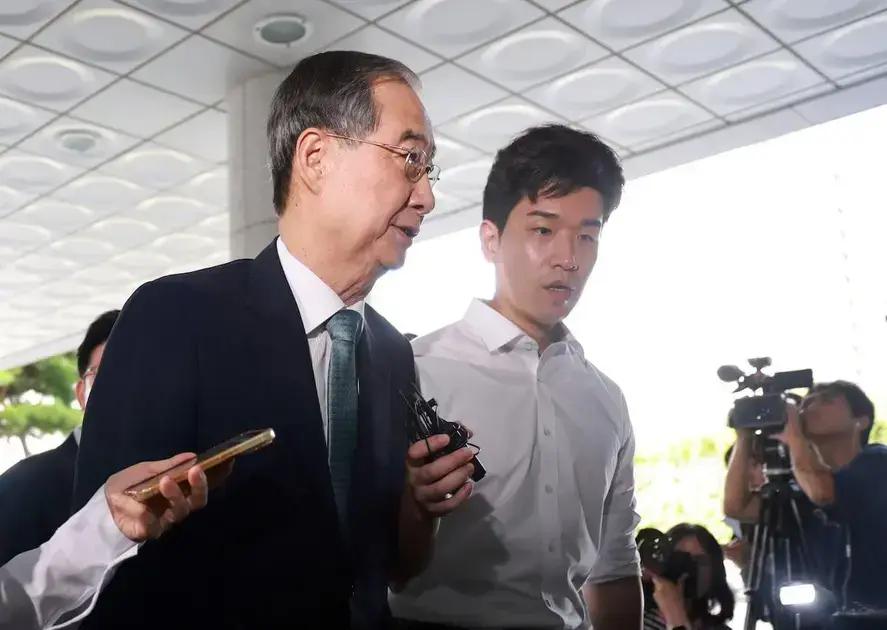 La fiscalía de Corea del Sur pide el arresto de Han Duck-soo por insurrección