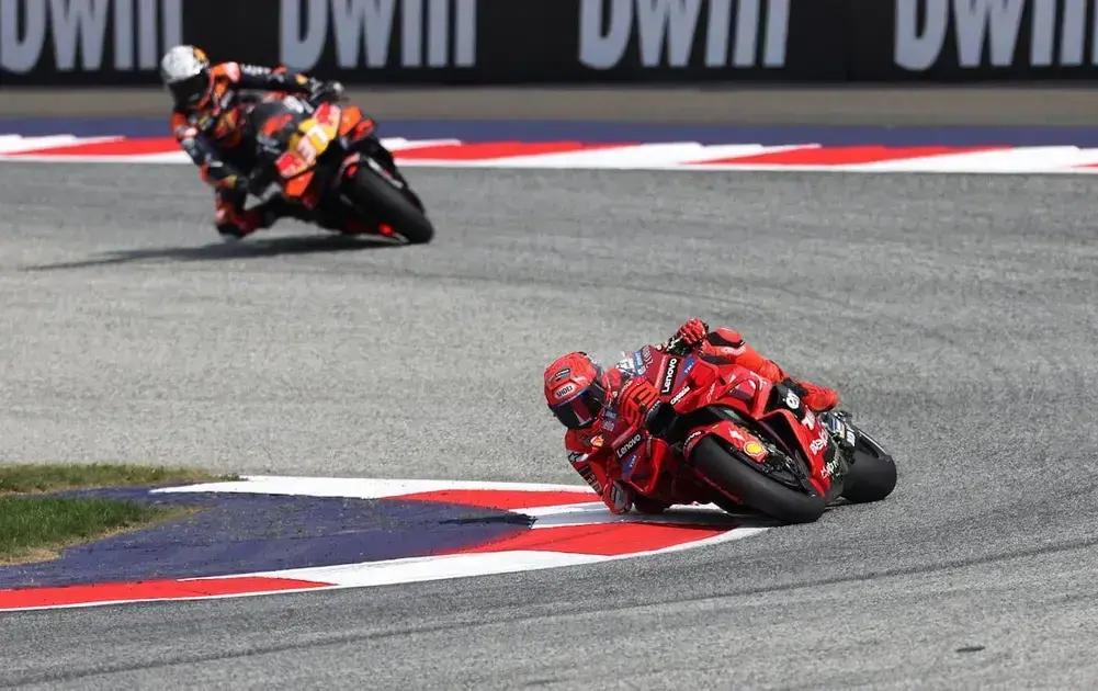 Marc Márquez se consagra en MotoGP con victoria en el GP de Austria