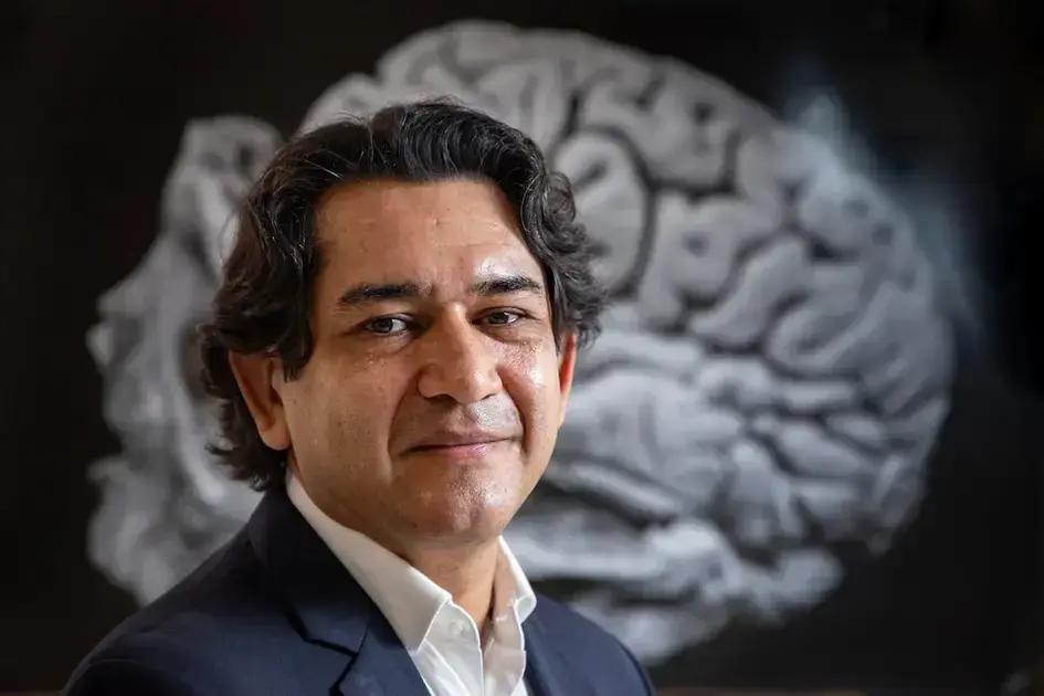 El neurocientífico que transforma la atención de pacientes con psicosis