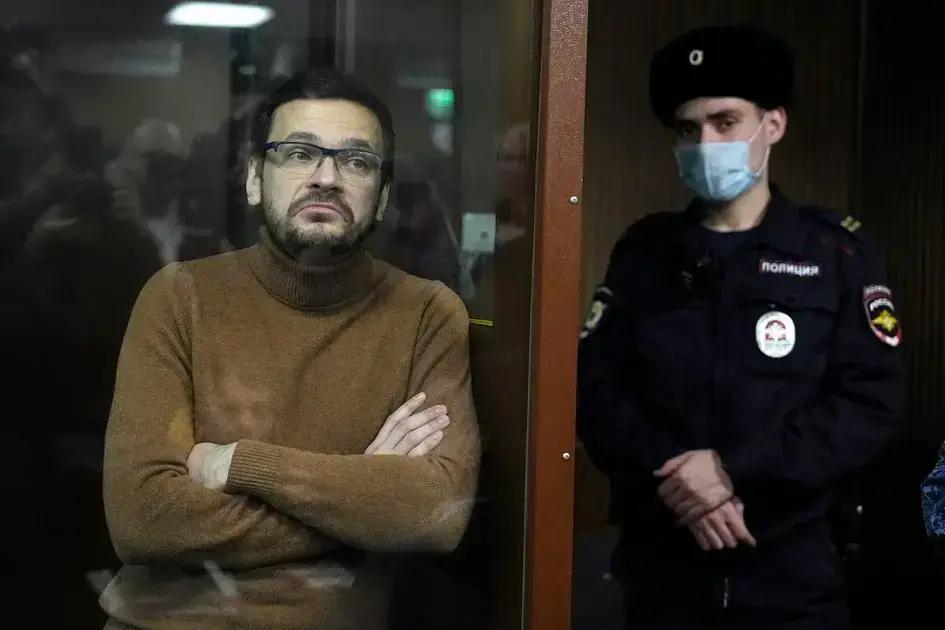 Rusia retira la nacionalidad al opositor Ilia Yashin en un golpe devastador